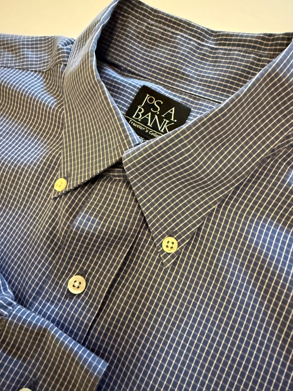 Jos. A. Bank Traveler’s Collection Button-Down Dress Shirt
Men’s Size 16½ / 34